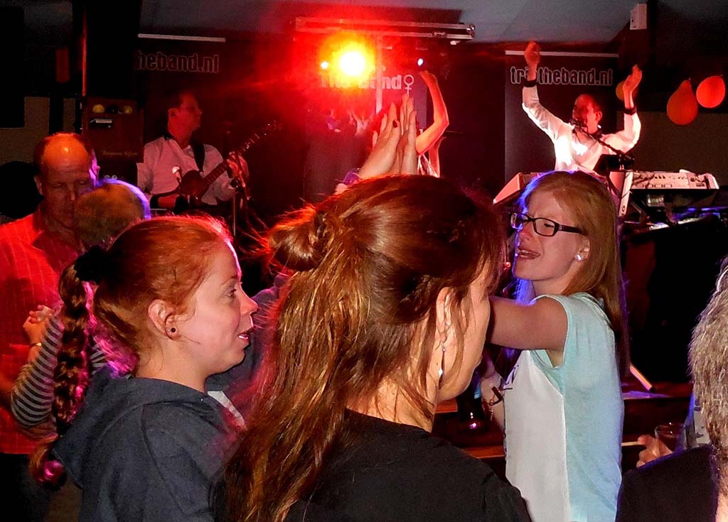 Trio The Band live, Trio Band boeken